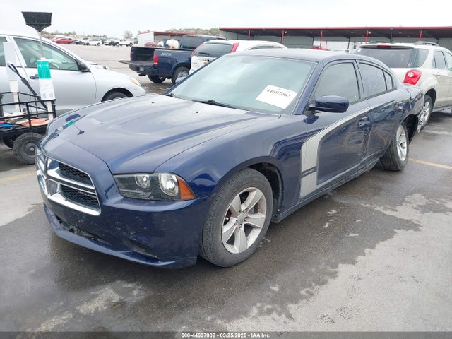 DODGE CHARGER SE - 2