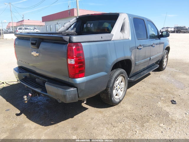 CHEVROLET AVALANCHE 1500 LS - 4