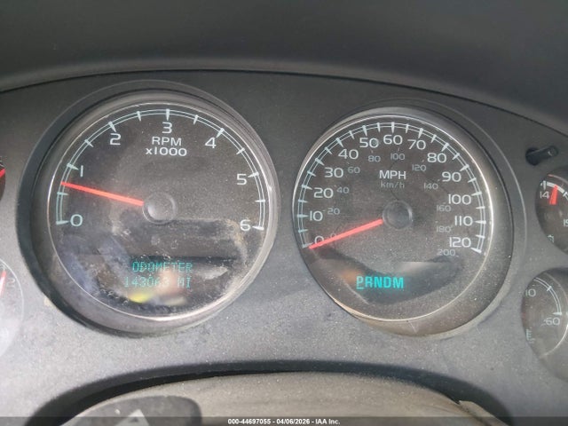 CHEVROLET AVALANCHE 1500 LS - 7