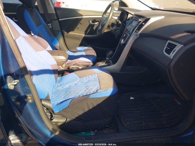 HYUNDAI ELANTRA GT - 5