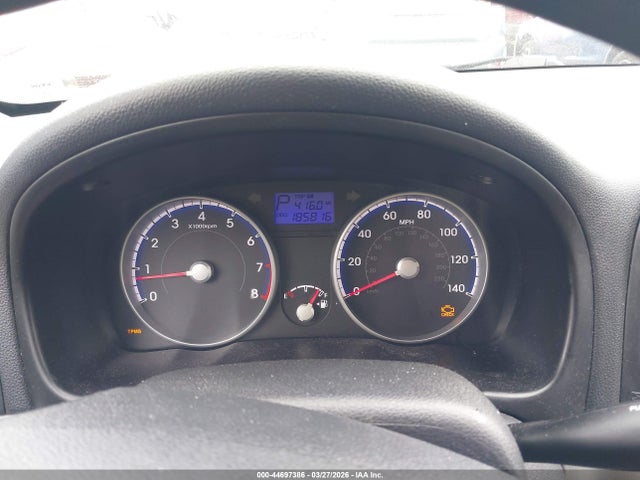 HYUNDAI ACCENT GLS - 7