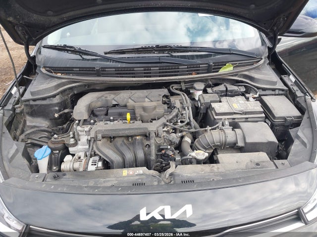 KIA RIO S - 10
