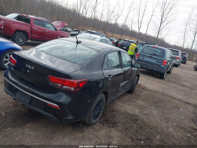 KIA RIO S - 4
