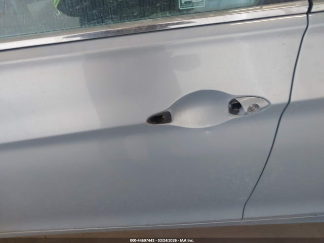 HYUNDAI SONATA GLS - 6