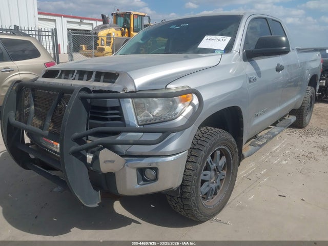 TOYOTA TUNDRA - 2