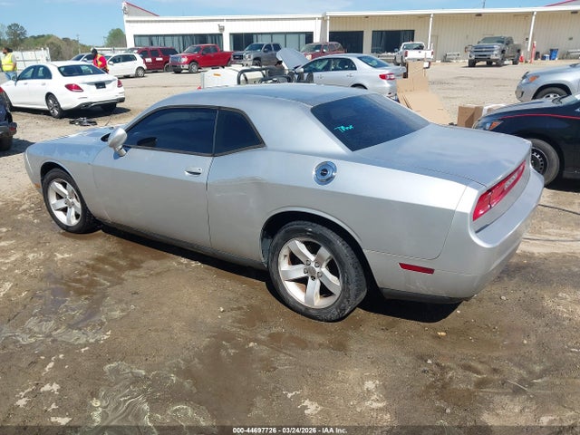 DODGE CHALLENGER SXT - 3