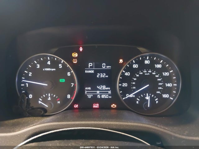 HYUNDAI ELANTRA SE - 7