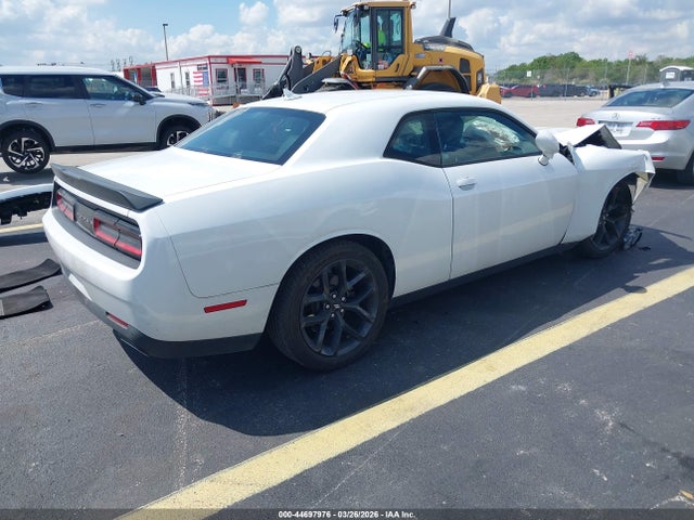 DODGE CHALLENGER GT - 4