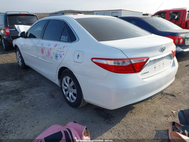 TOYOTA CAMRY - 3