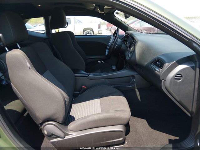 DODGE CHALLENGER - 5