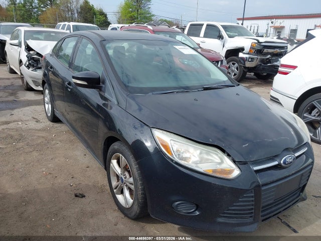 FORD FOCUS SE - 1