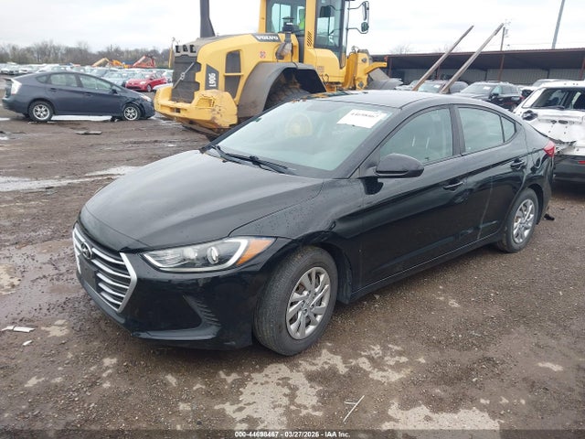 HYUNDAI ELANTRA SE - 2