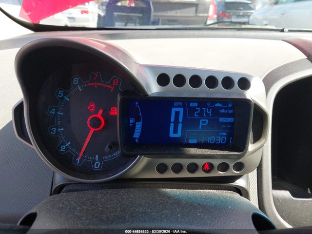 CHEVROLET SONIC LS AUTO - 7