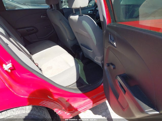 CHEVROLET SONIC LS AUTO - 8