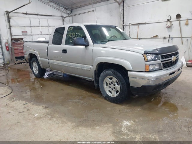 CHEVROLET SILVERADO 1500 CLASSIC LT1 - 1