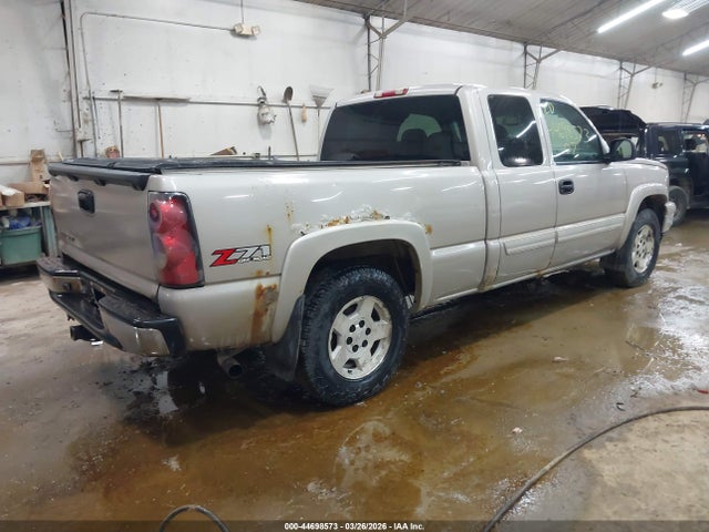 CHEVROLET SILVERADO 1500 CLASSIC LT1 - 4