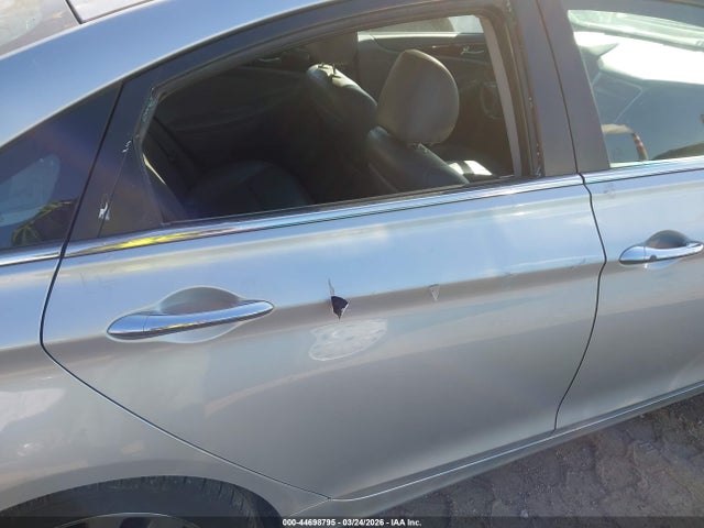 HYUNDAI SONATA LIMITED 2.0T - 6