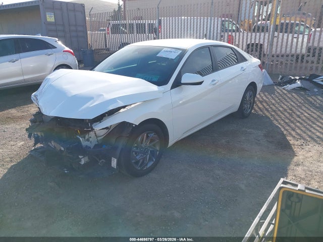 HYUNDAI ELANTRA SEL - 2