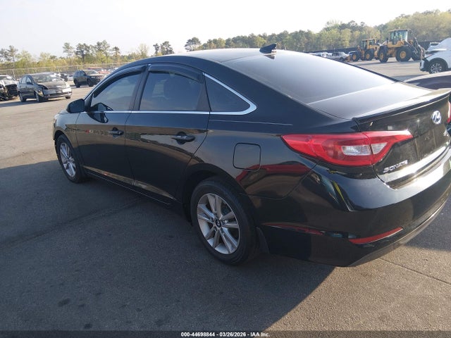 HYUNDAI SONATA SE - 3