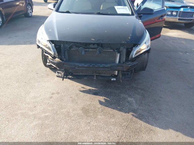 HYUNDAI SONATA SE - 6