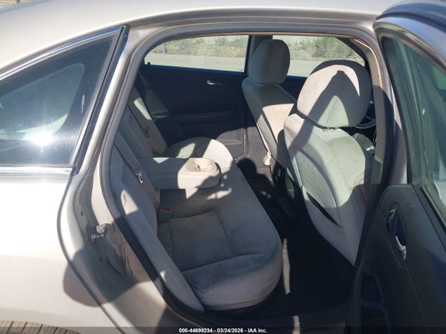 CHEVROLET IMPALA LT - 8