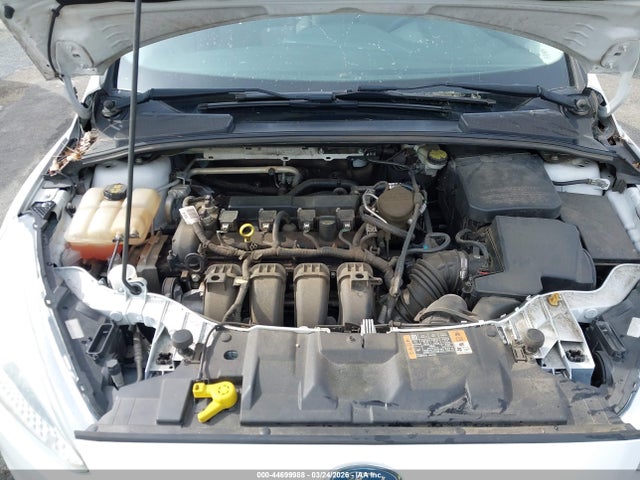FORD FOCUS SE - 10