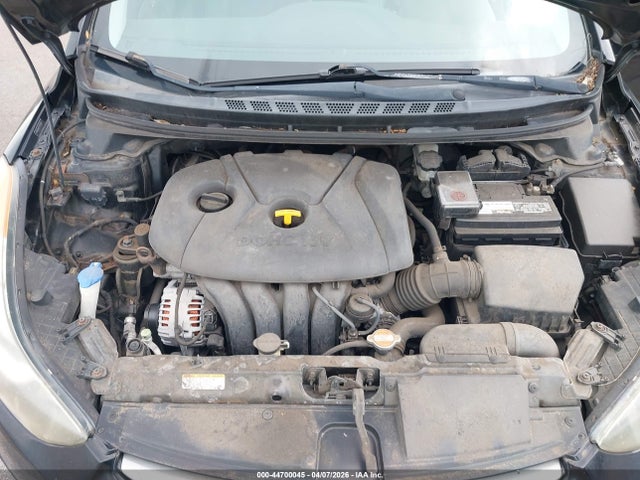 HYUNDAI ELANTRA LIMITED - 10