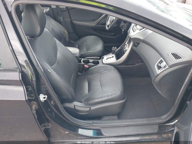 HYUNDAI ELANTRA LIMITED - 5