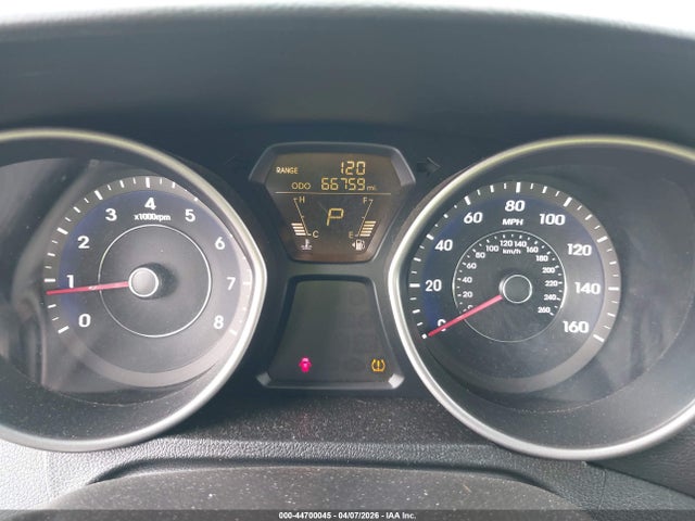 HYUNDAI ELANTRA LIMITED - 7