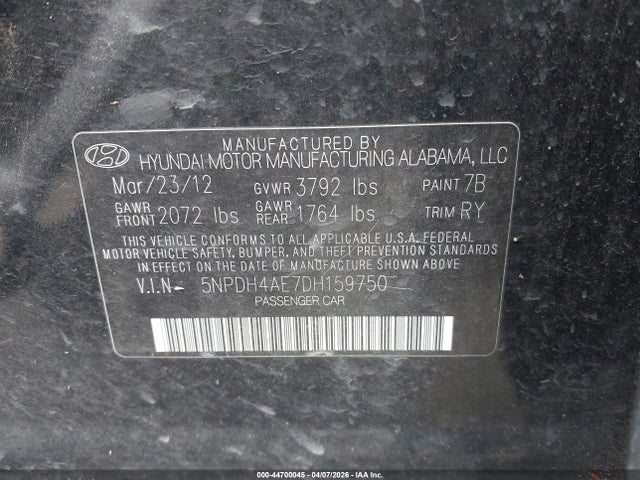 HYUNDAI ELANTRA LIMITED - 9