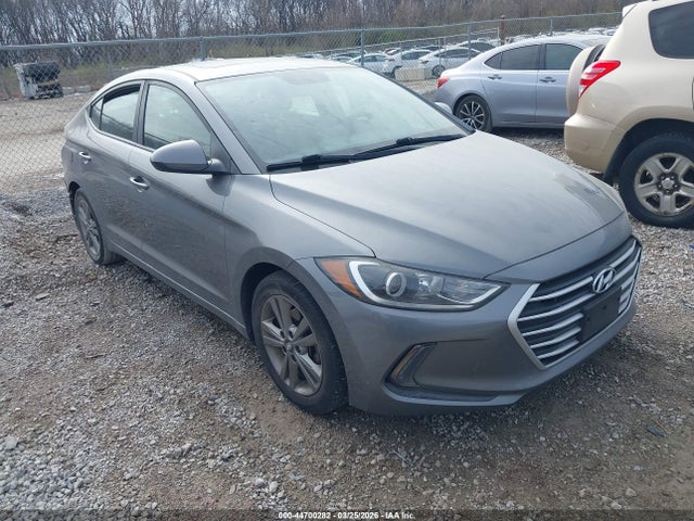 HYUNDAI ELANTRA VALUE EDITION - 1