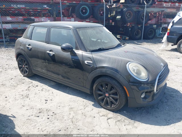 2016 MINI HARDTOP COOPER
