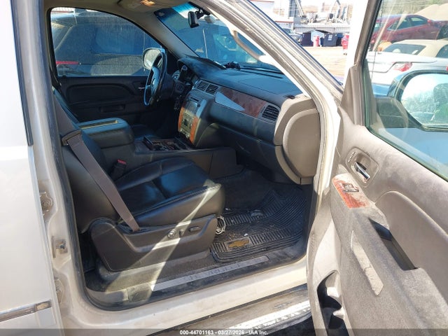 CHEVROLET AVALANCHE - 5