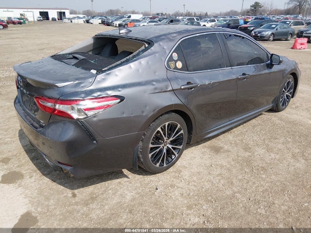 TOYOTA CAMRY - 4