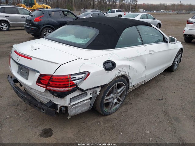 MERCEDES-BENZ E-CLASS - 4