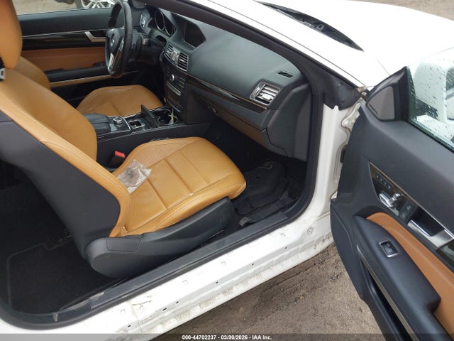 MERCEDES-BENZ E-CLASS - 5