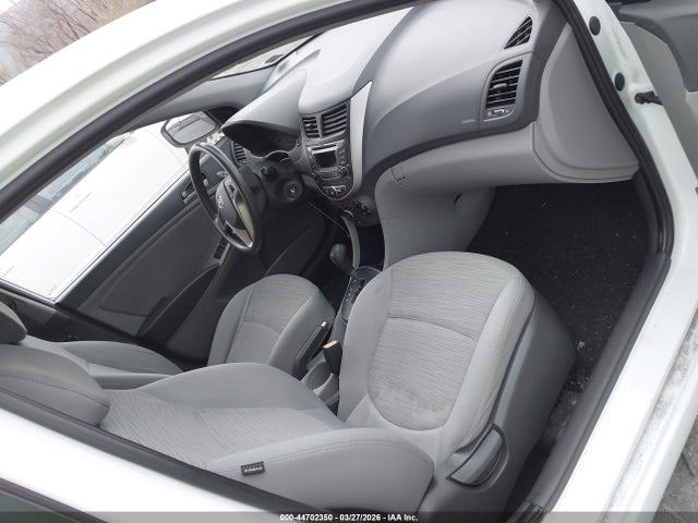 HYUNDAI ACCENT GS - 5