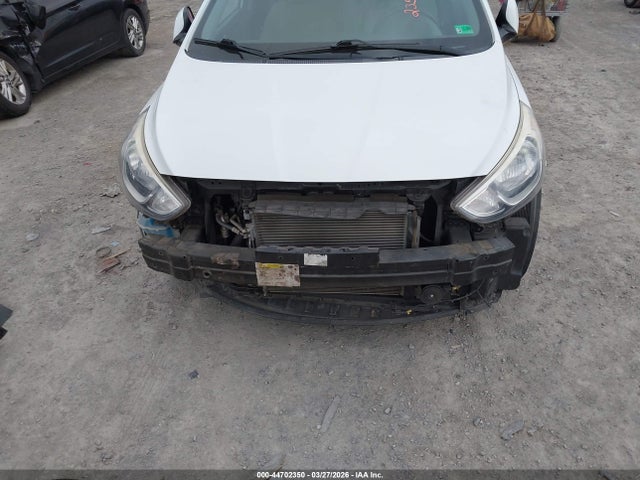 HYUNDAI ACCENT GS - 6