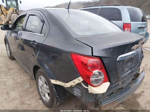 CHEVROLET SONIC LT AUTO - 3