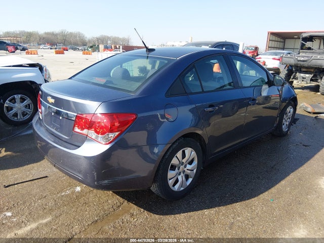 CHEVROLET CRUZE LS AUTO - 4