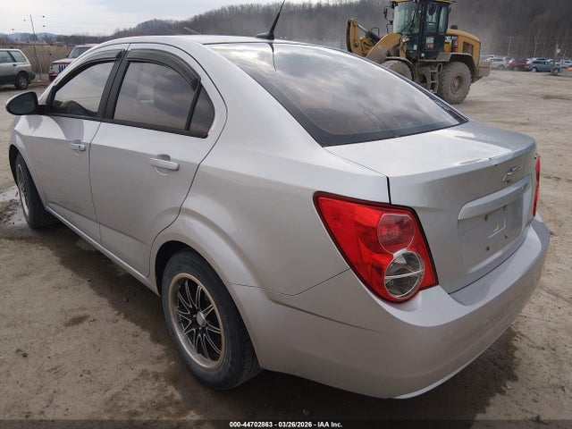 CHEVROLET SONIC - 3