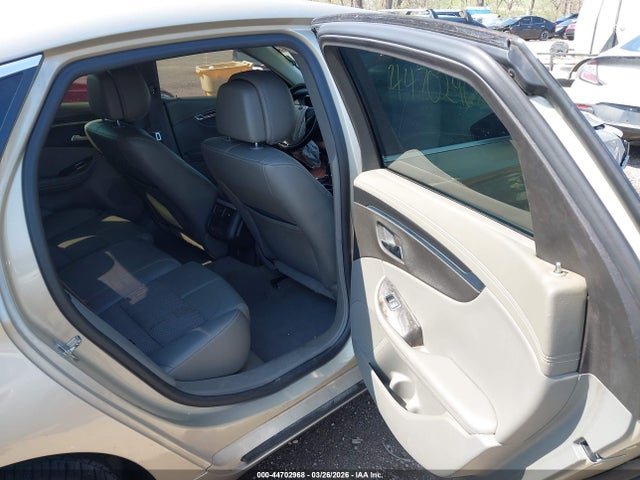 CHEVROLET IMPALA - 8