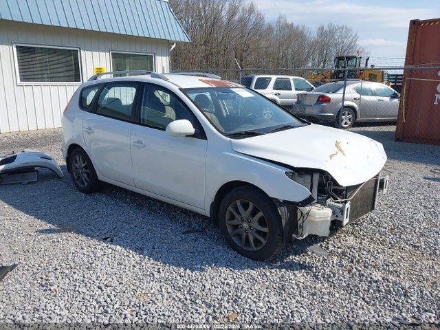 HYUNDAI ELANTRA TOURING GLS - 1