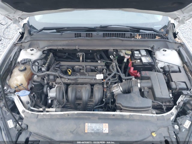 FORD FUSION SE - 10