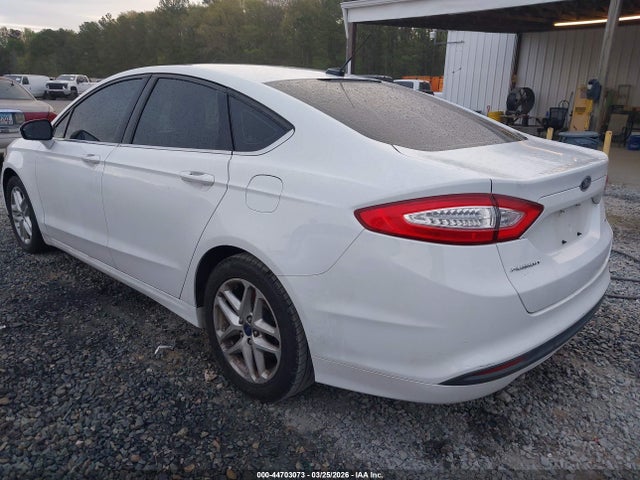 FORD FUSION SE - 3