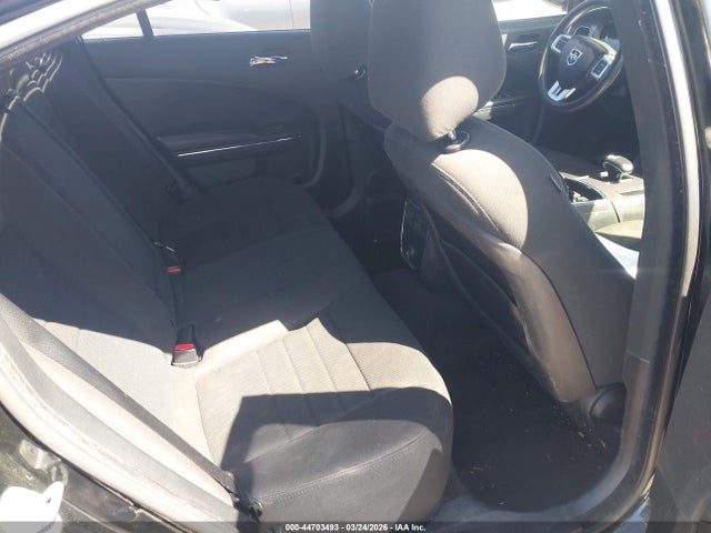 DODGE CHARGER SE - 8