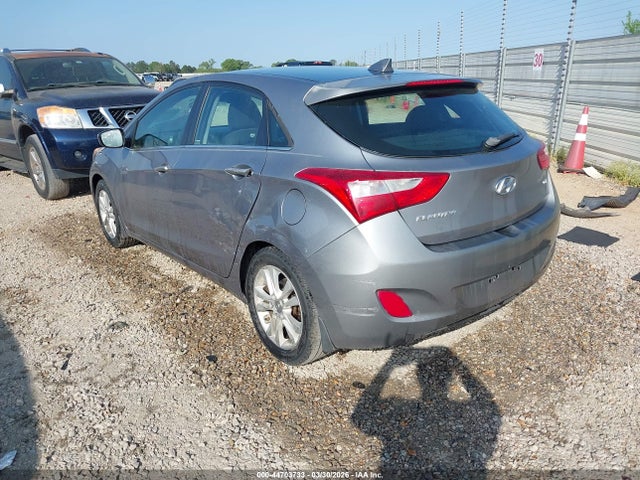 HYUNDAI ELANTRA GT - 3