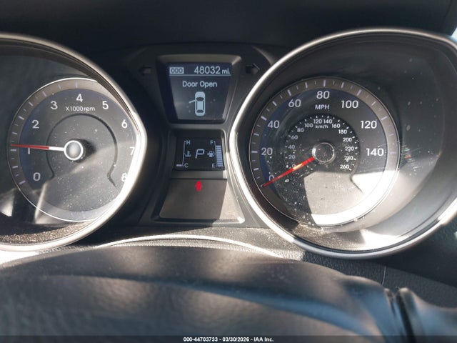 HYUNDAI ELANTRA GT - 7