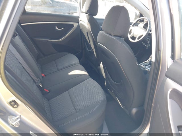 HYUNDAI ELANTRA GT - 8