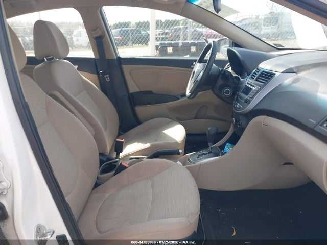 HYUNDAI ACCENT SE - 5